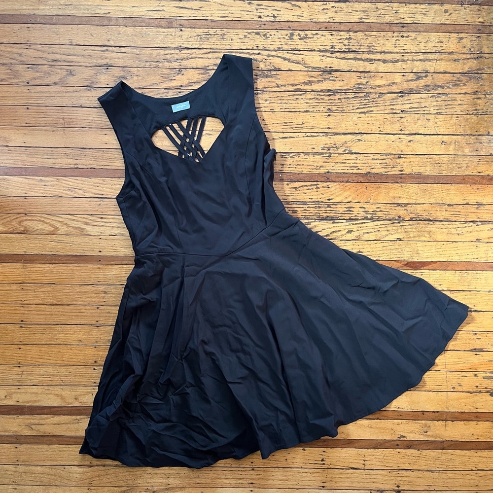 Little Black Dress | Sweetheart Black A-Line Cutout Back